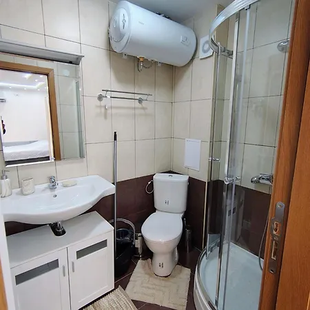 Elegant Ground-floor With Covered Terrace And Direct Access To Nature Apartment Pamporovo