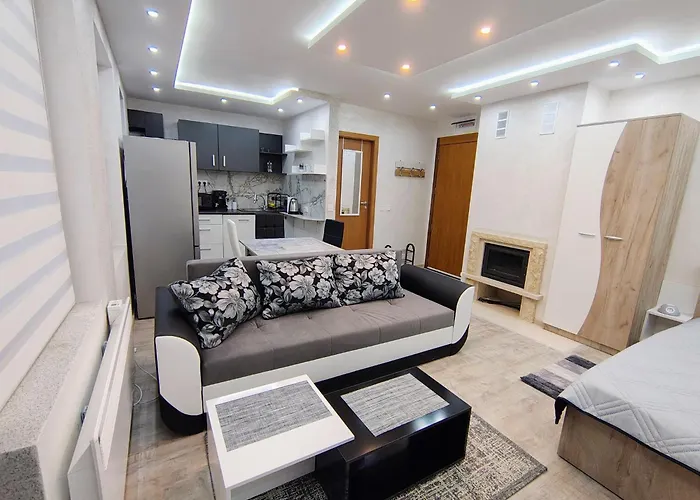 Tulip Superior, Grand